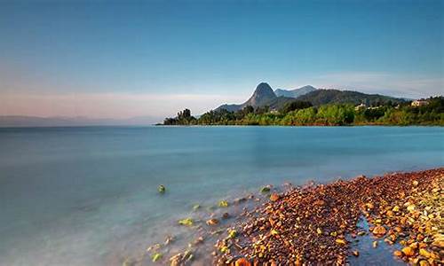 云南昆明抚仙湖旅游攻略_昆明抚仙湖旅游攻略景点大全