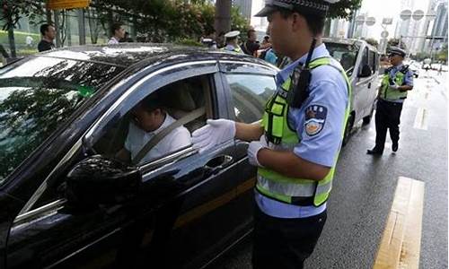 交警为什么会查二手车信息_交警为什么会查二手车