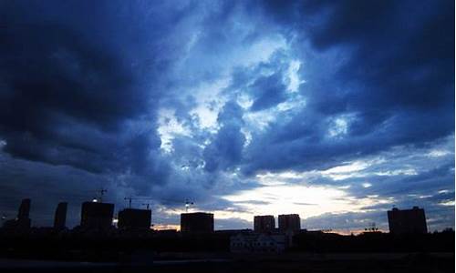 山雨欲来风满楼的下句-山雨欲来