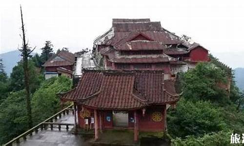 峨眉山寺庙住宿攻略_峨眉山寺庙住宿怎么样