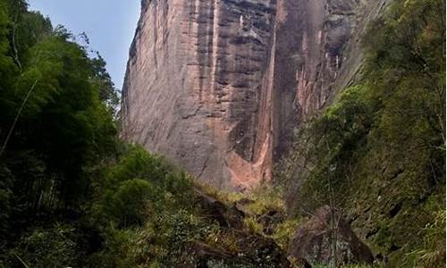 泰宁寨下大峡谷_泰宁寨下大峡谷要爬山吗