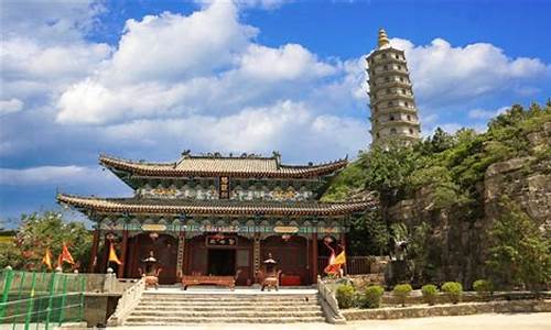 山东菏泽巨野金山旅游景点_菏泽巨野金山风景区