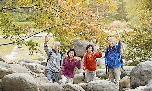 适合七八十岁老人旅游的地方_深圳适合七八十岁老人旅游的地方