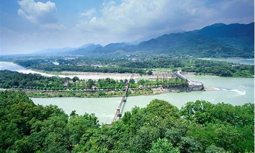 都江堰在哪里住宿好_都江堰旅游攻略住宿哪里方便