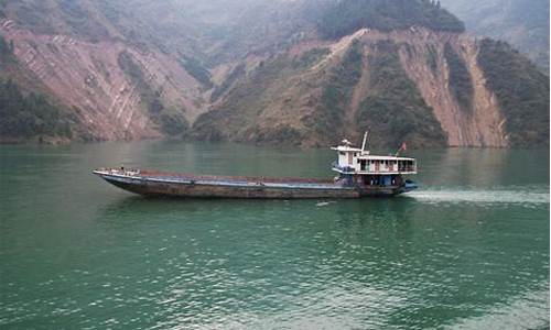 重庆坐船长江三峡旅游攻略_重庆长江三峡坐船一日游