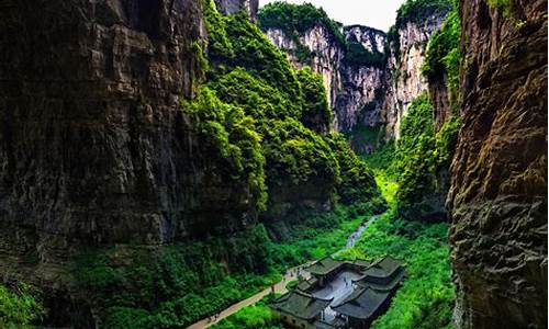 重庆至湖南凤凰旅游攻略_重庆至湖南凤凰旅游攻略路线